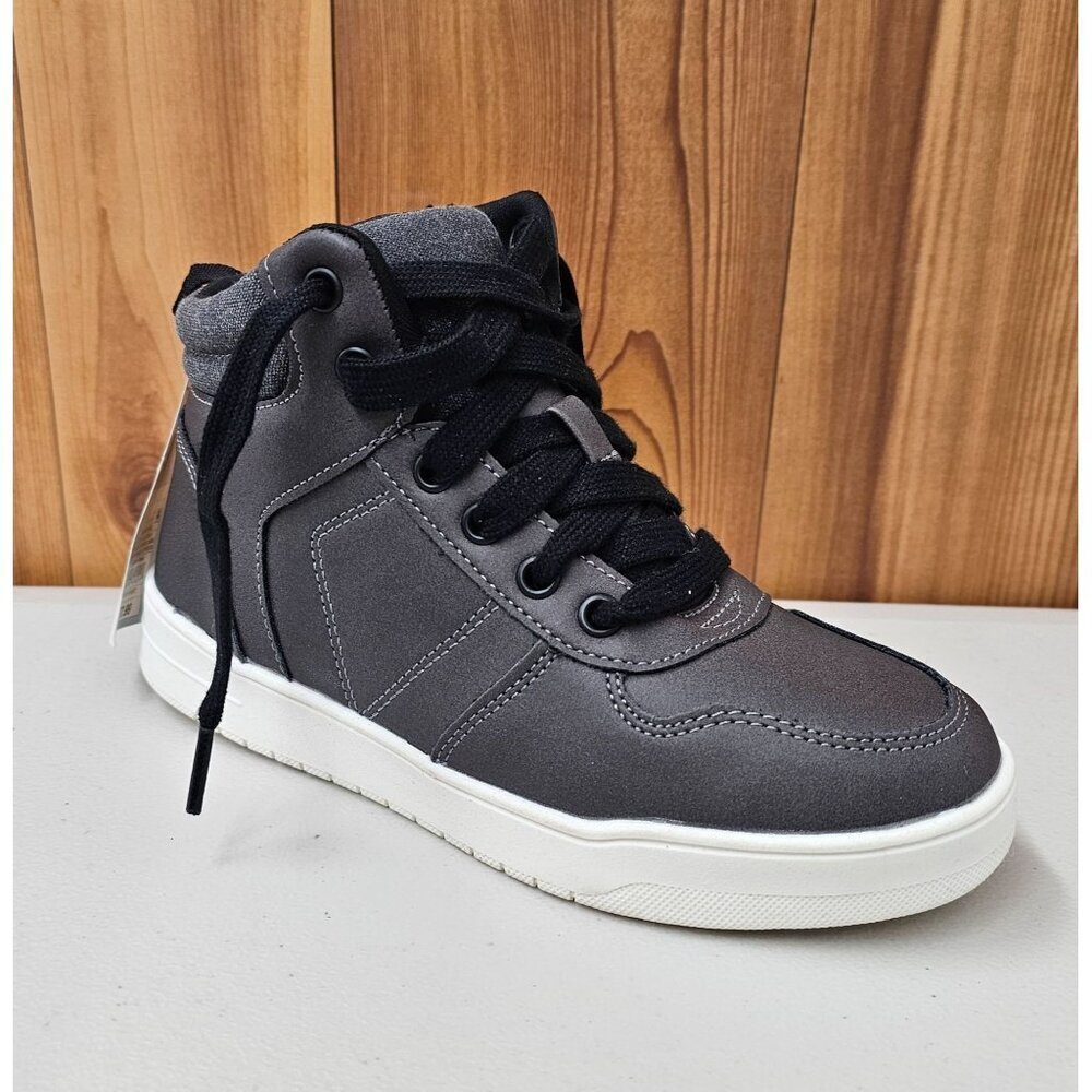 Cat & Jack Brice AD220 Gray Boy's Boots Size 3